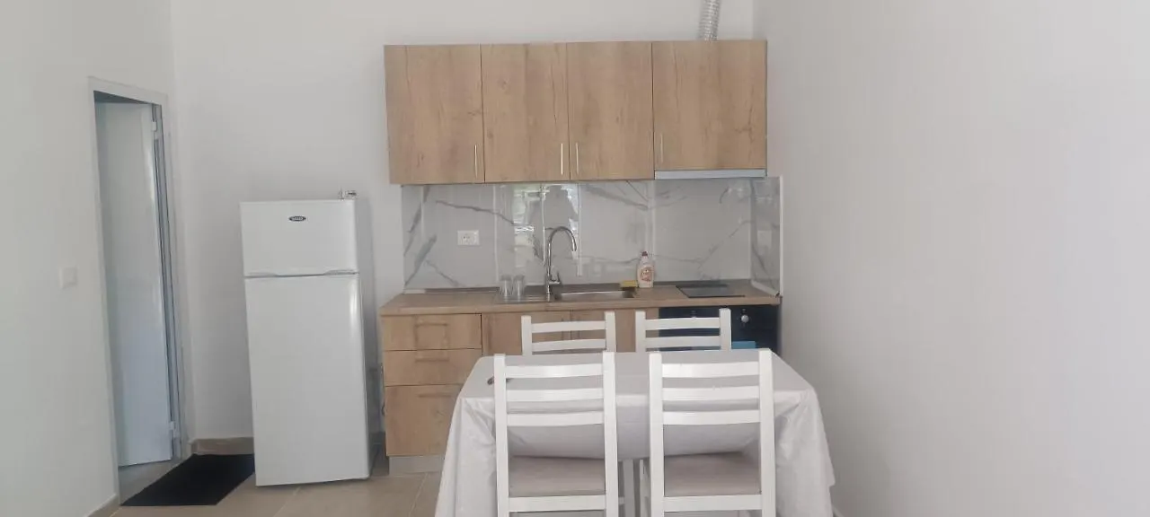 Seasidegolem Apartments 0*, Golem (Tirana)